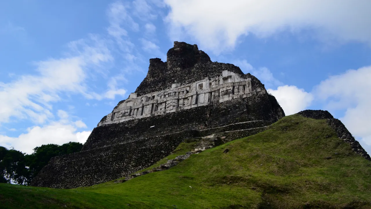 Xunantunich 