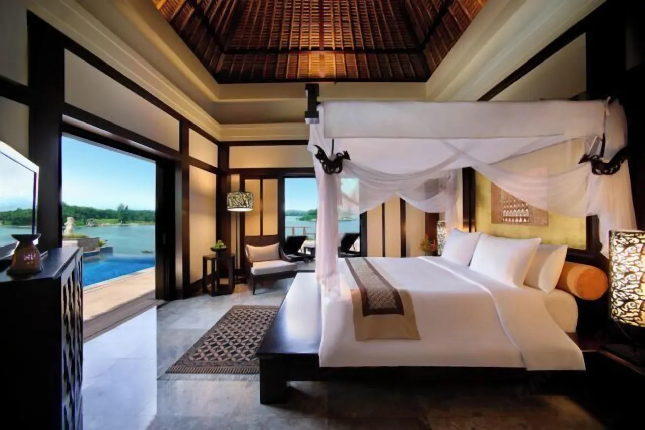 Banyan Tree Bintan hotel image from Expedia