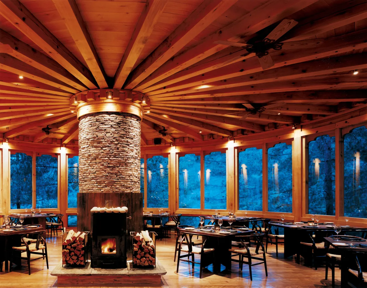 COMO Uma Paro hotel image from Expedia