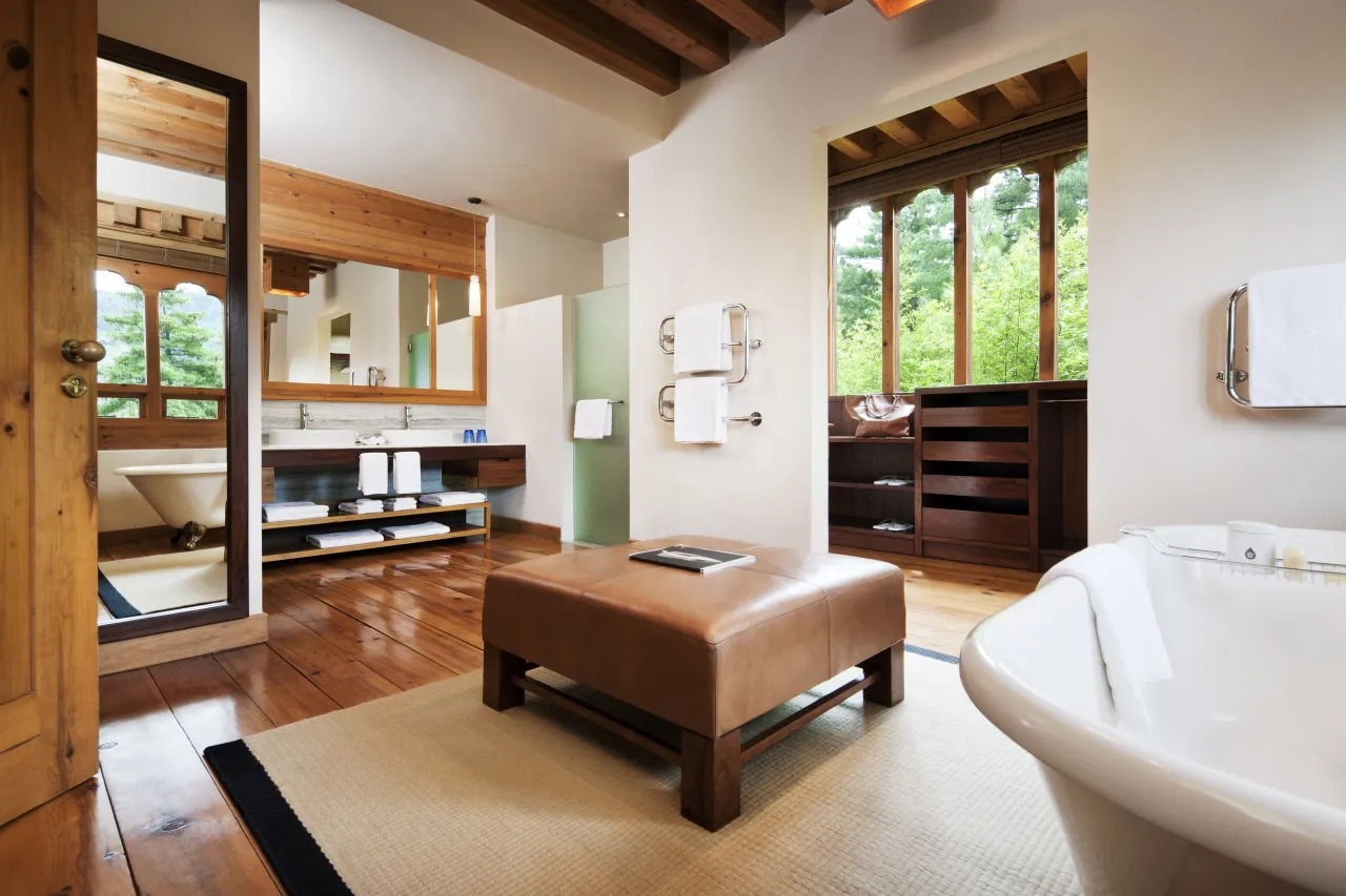 COMO Uma Paro hotel image from Expedia