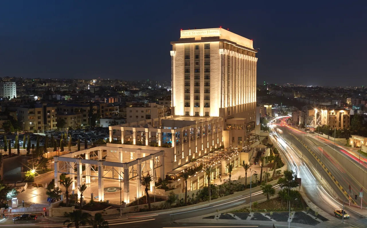 Four Seasons Amman hotel image from Expedia