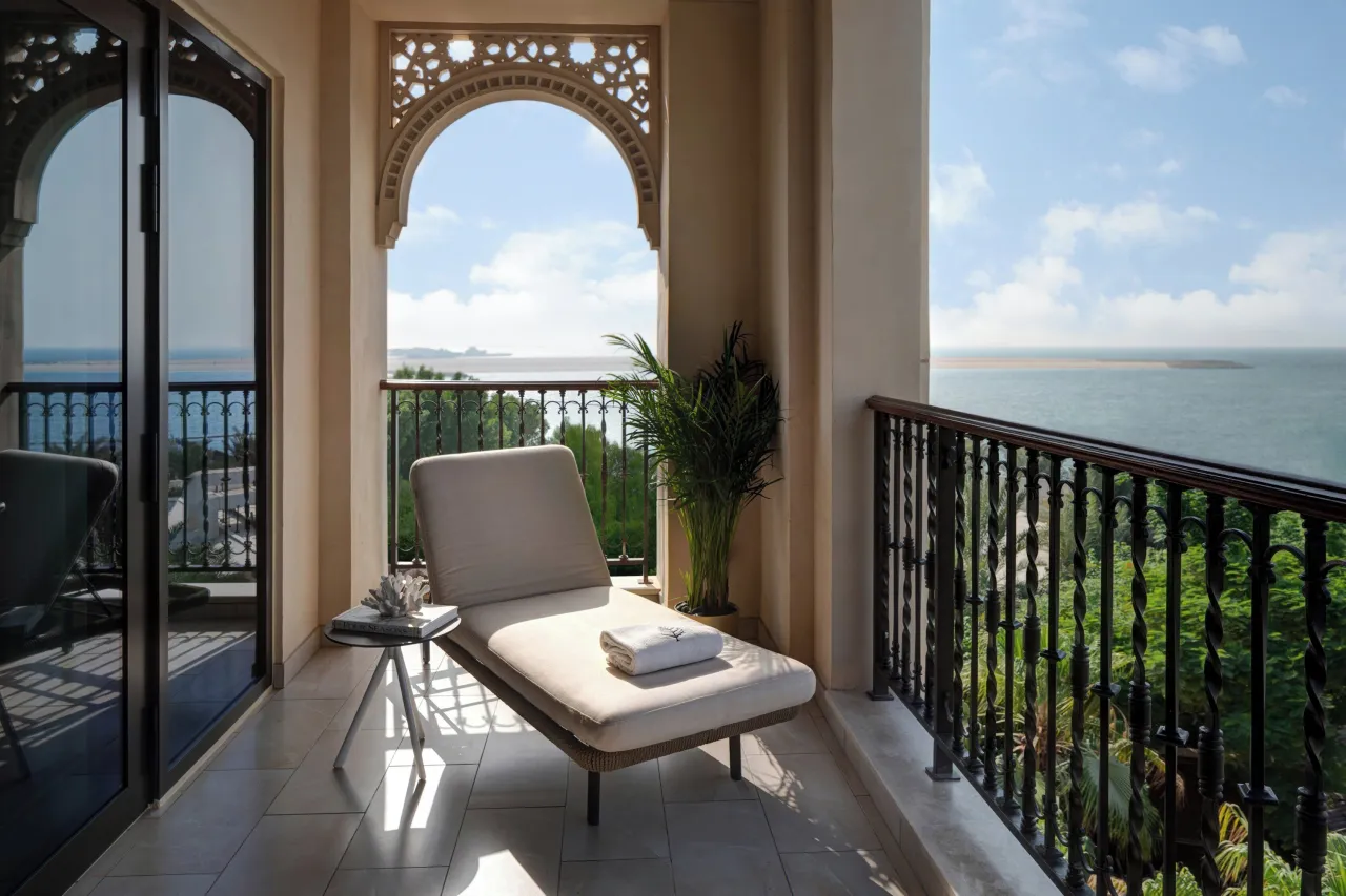 Four Seasons Resort Dubai at Jumeirah Beach, Emirati Arabi Uniti hotel image from Expedia