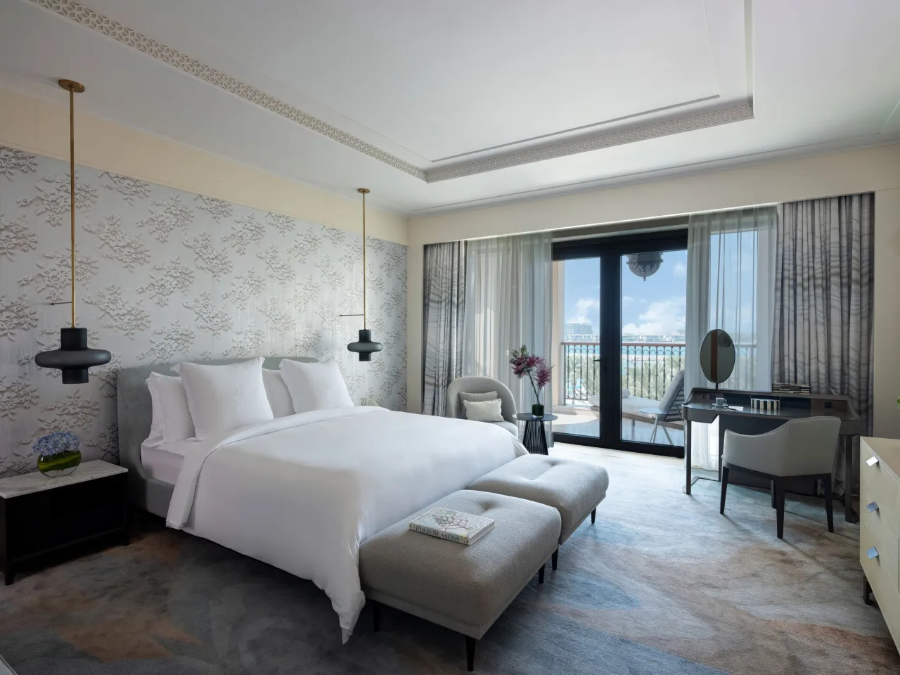 Four Seasons Resort Dubai at Jumeirah Beach, Emirati Arabi Uniti hotel image from Expedia