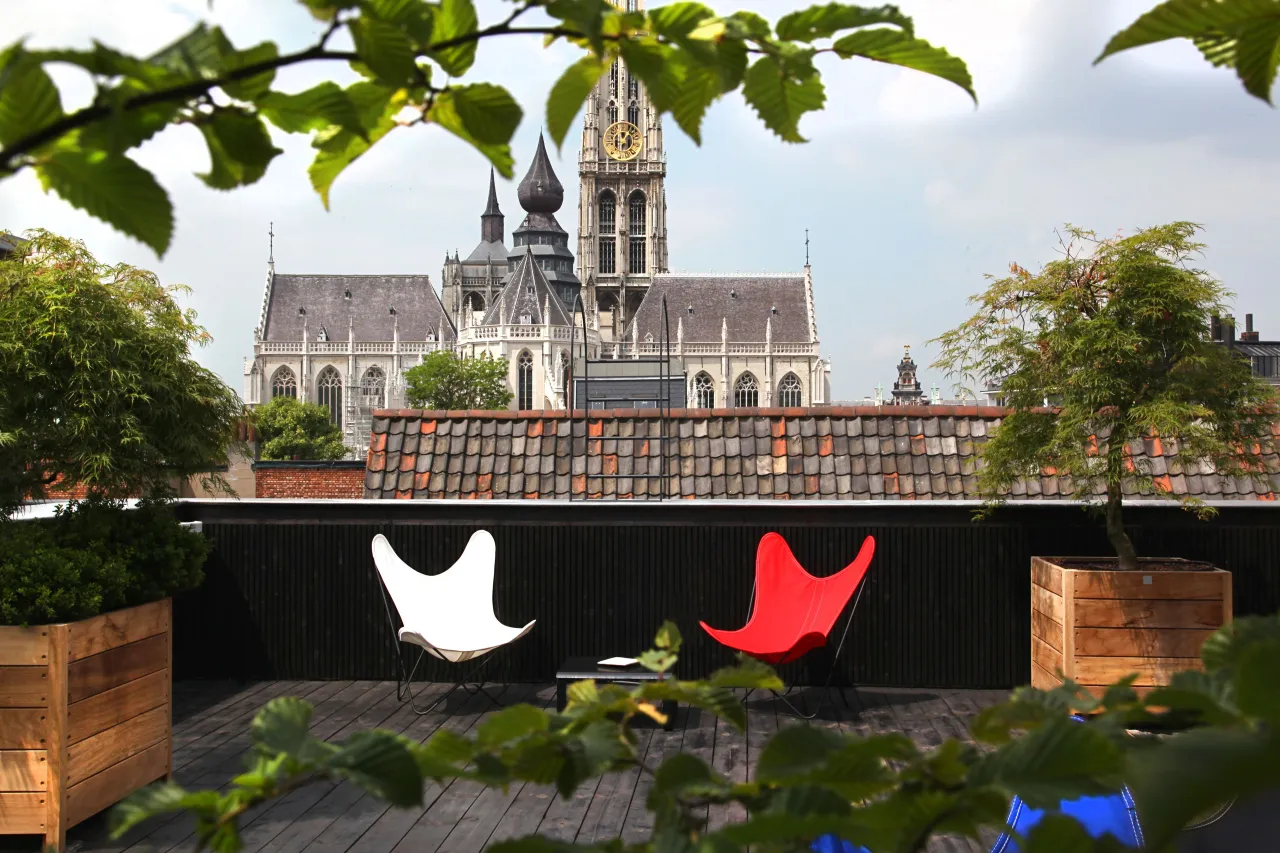 Hotel Julien, Anversa hotel image from Expedia