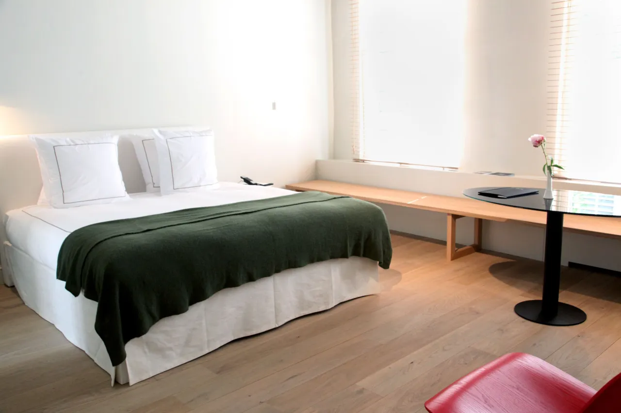 Hotel Julien, Anversa hotel image from Expedia