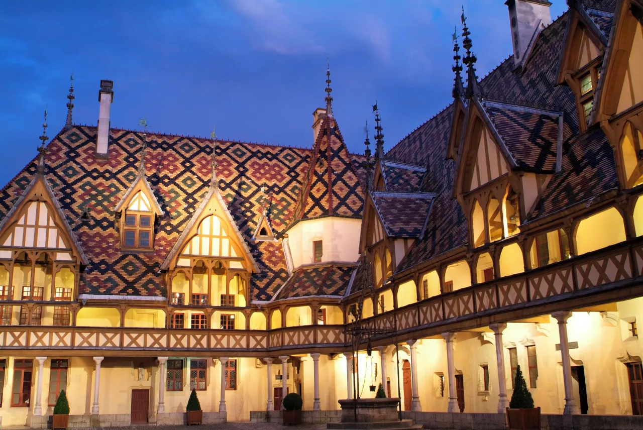 Hotel Le Cep, Beaune hotel image from Expedia
