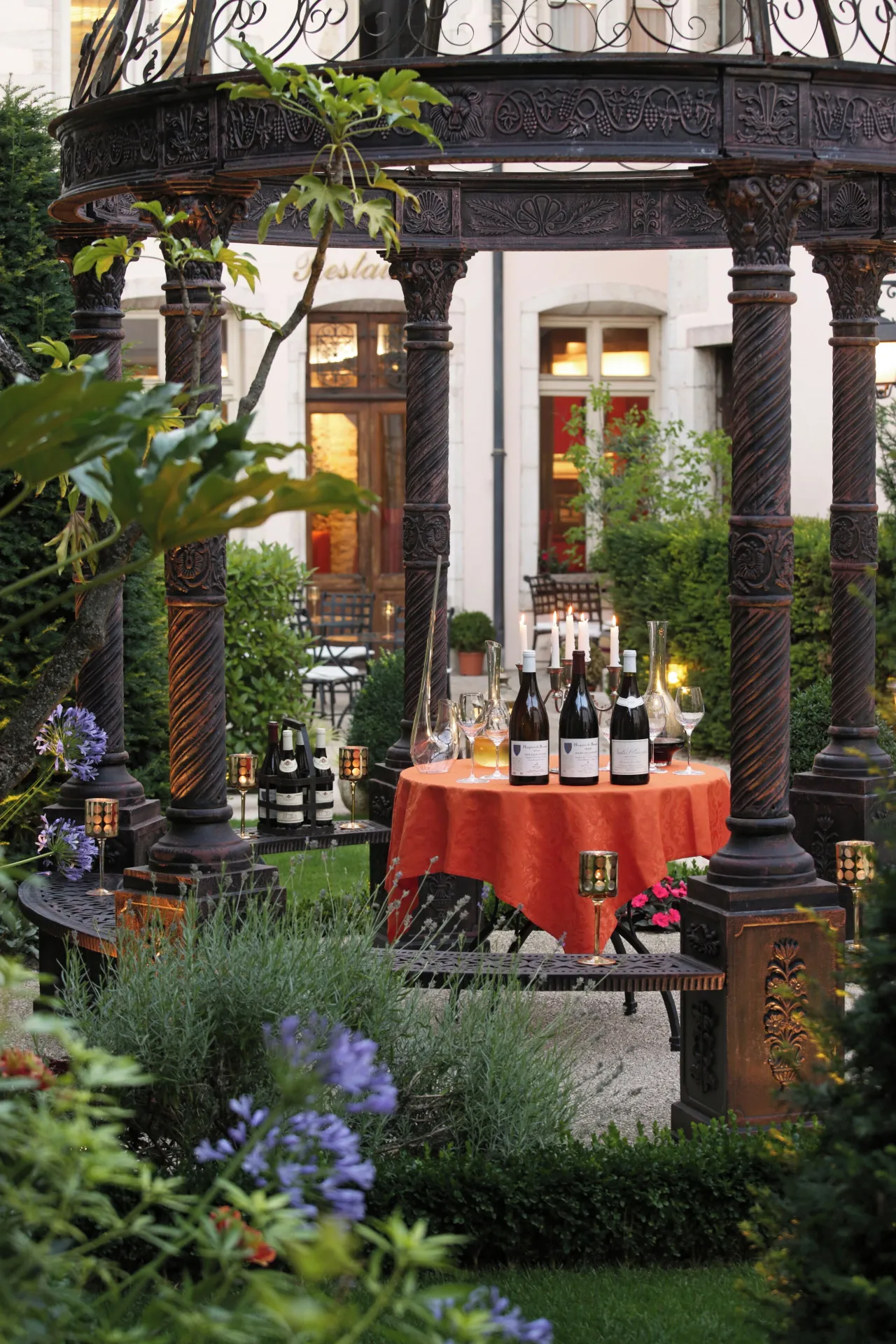 Hotel Le Cep, Beaune hotel image from Expedia