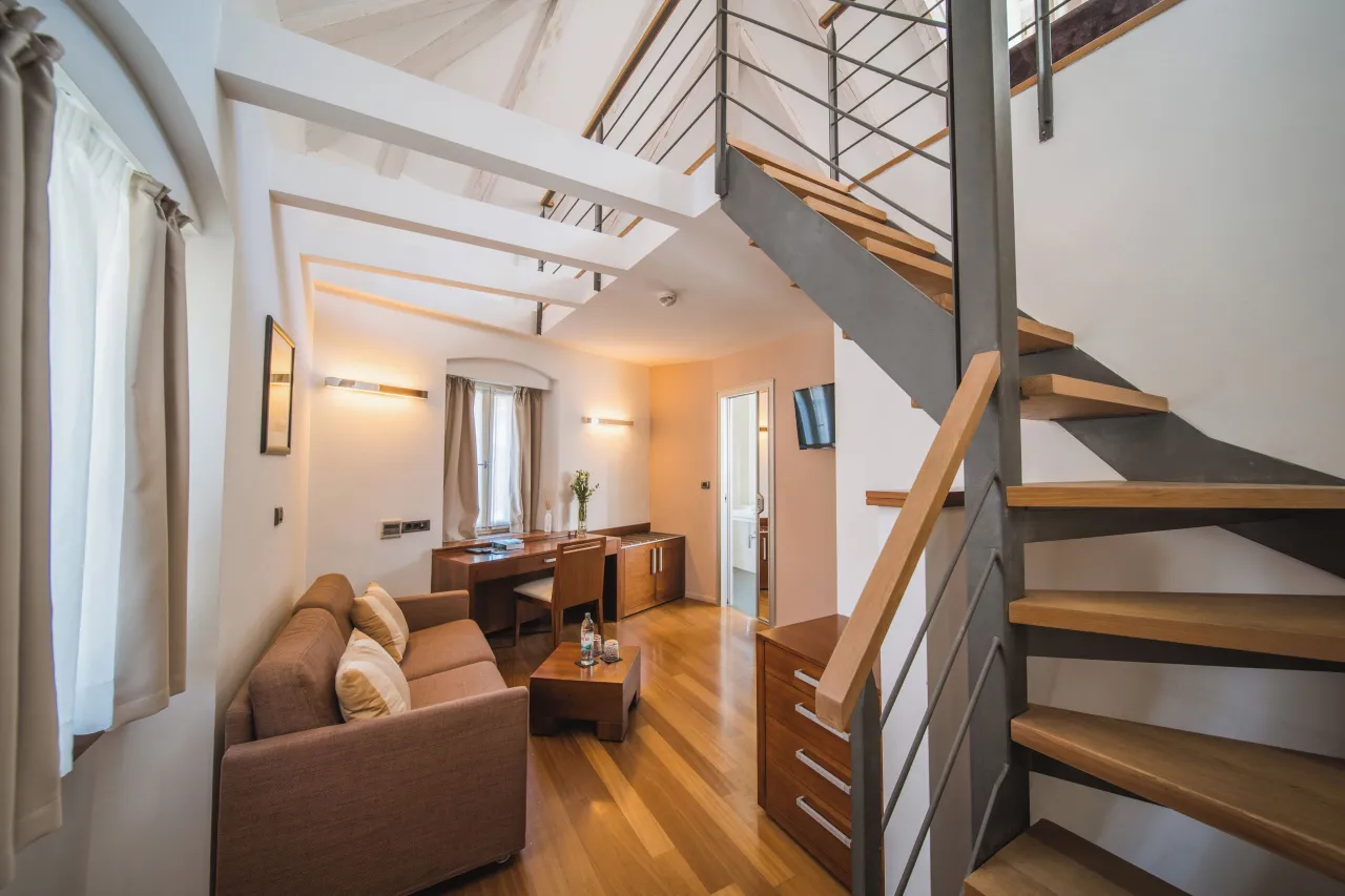 Hotel Vestibul Palace, Split hotel image from Expedia