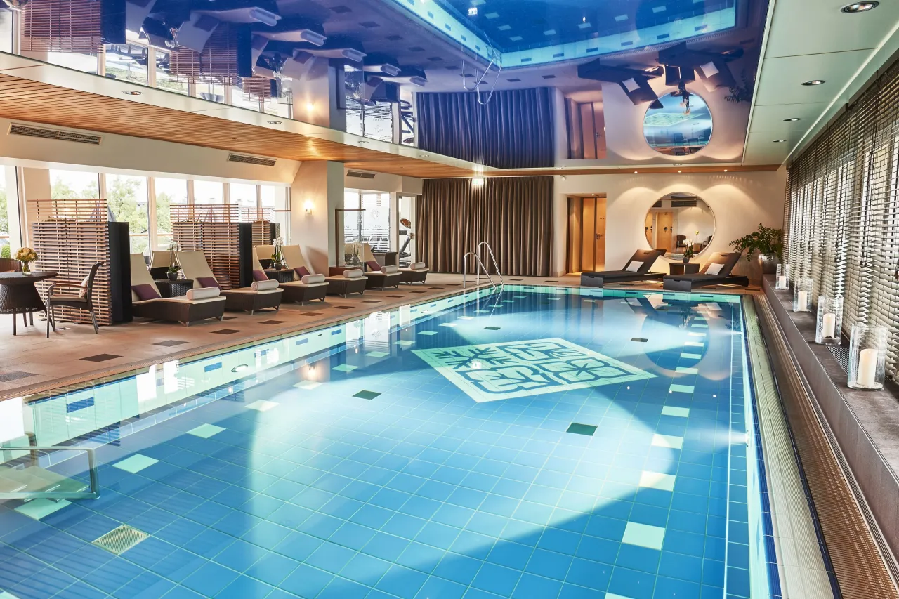 Hotel Vier Jahreszeiten Kempinski, Monaco hotel image from Expedia