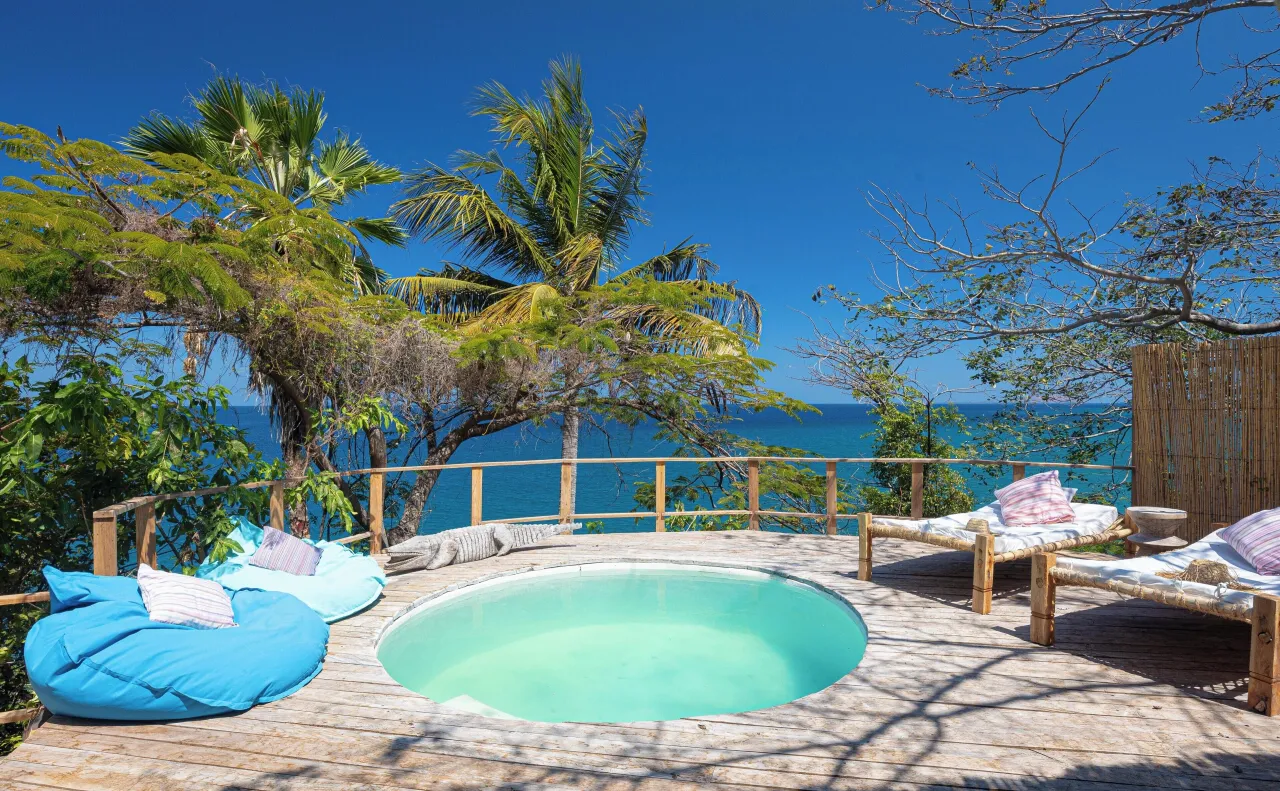 Kaya Mawa, Lake Malawi hotel image from Expedia