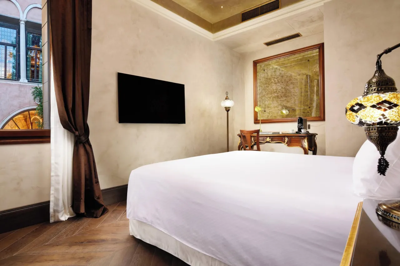 Palazzo Venart, Venezia hotel image from Expedia