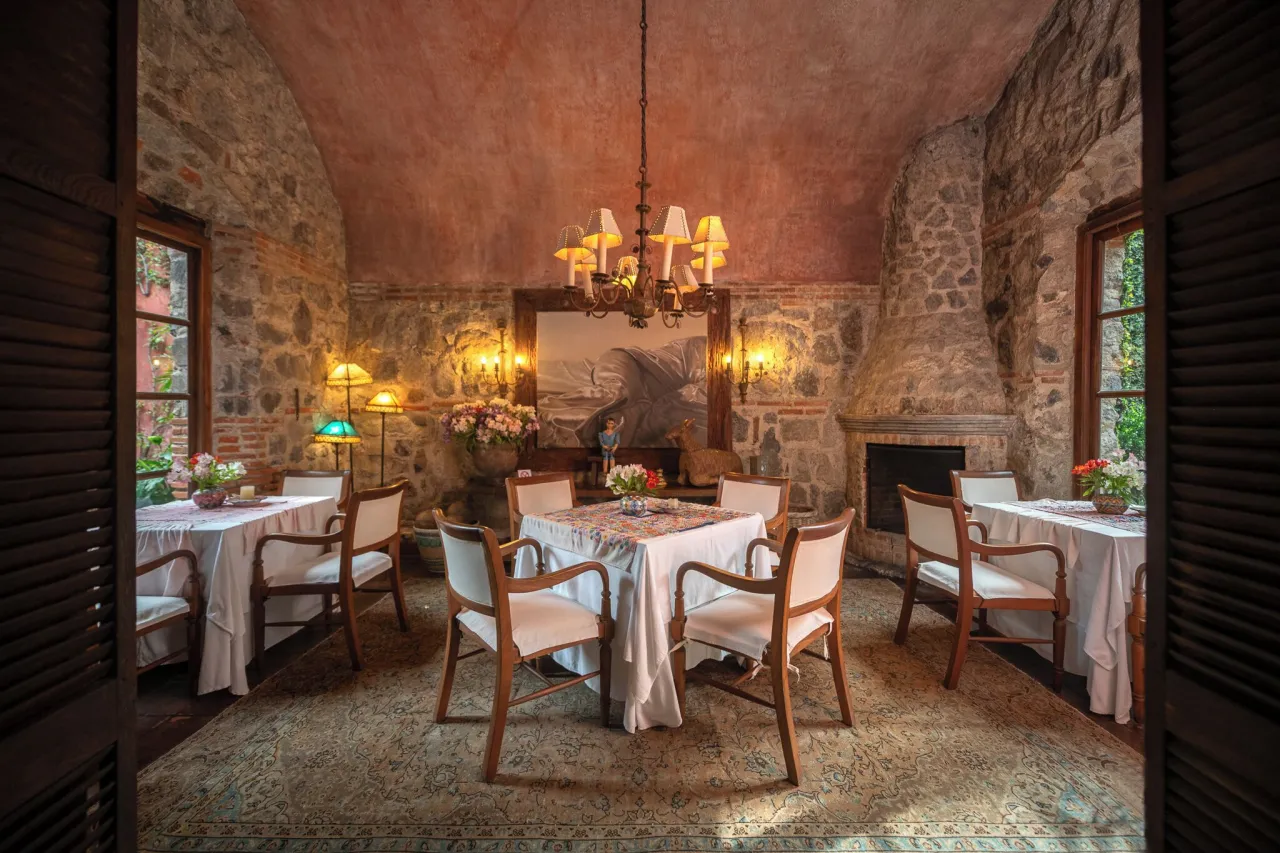 Posada del Angel, Antigua hotel image from Expedia