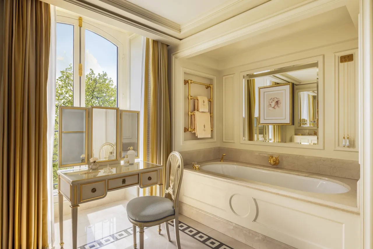 Ritz Parigi hotel image from Expedia