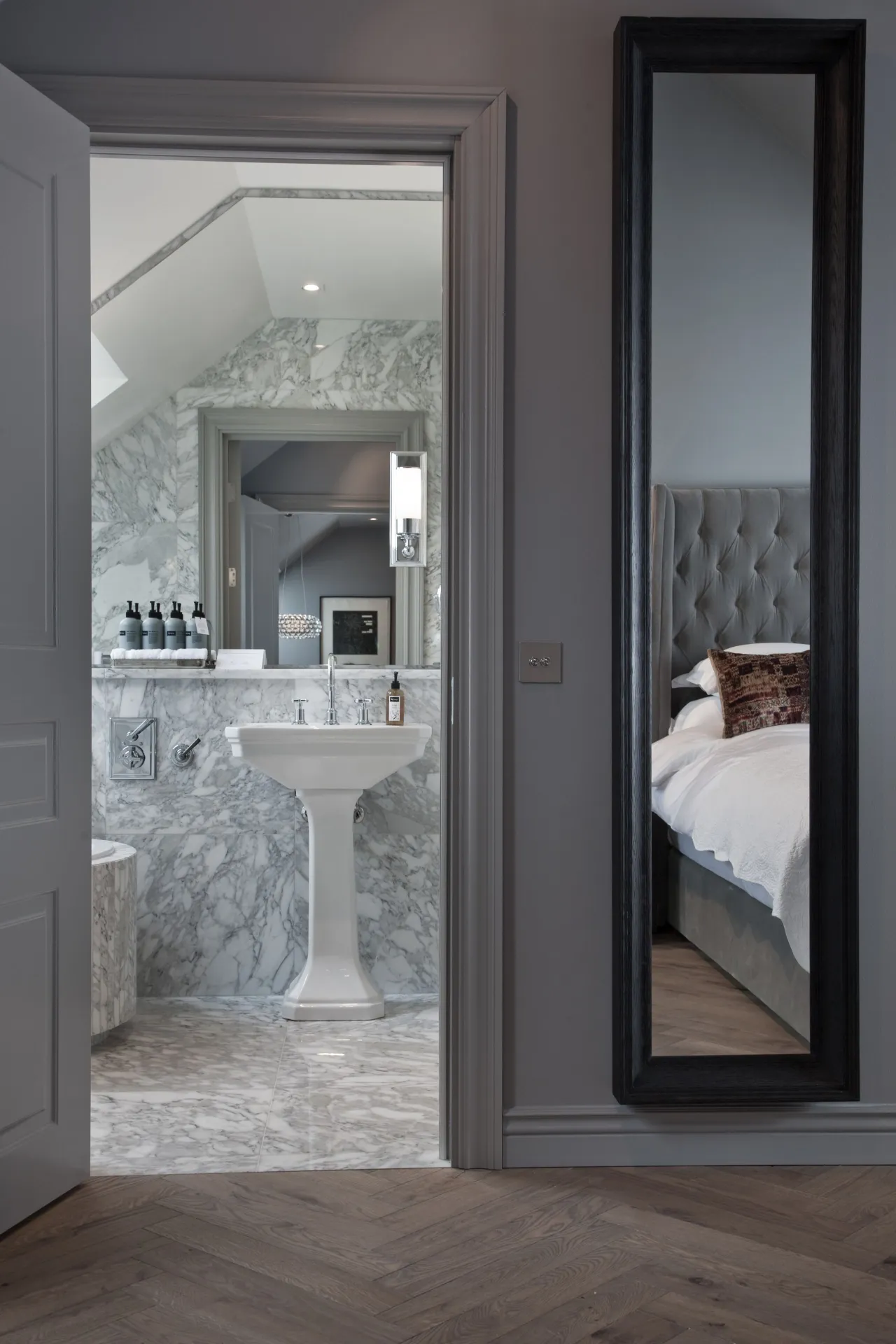 Sandhotel, Reykjavik hotel image from Expedia