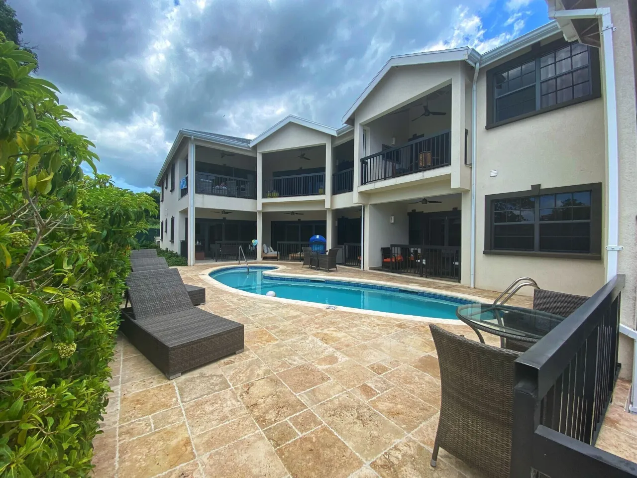 The House, Saint James hotel image from Expedia