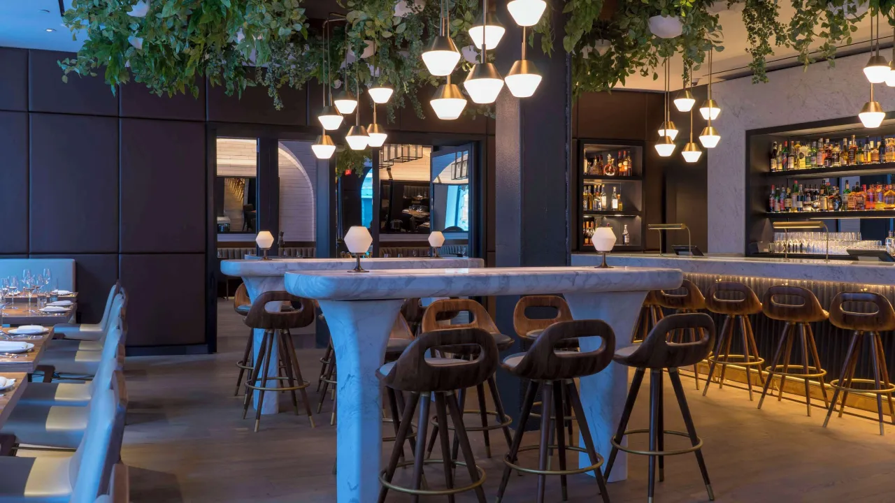 The James Chicago hotel image from Expedia