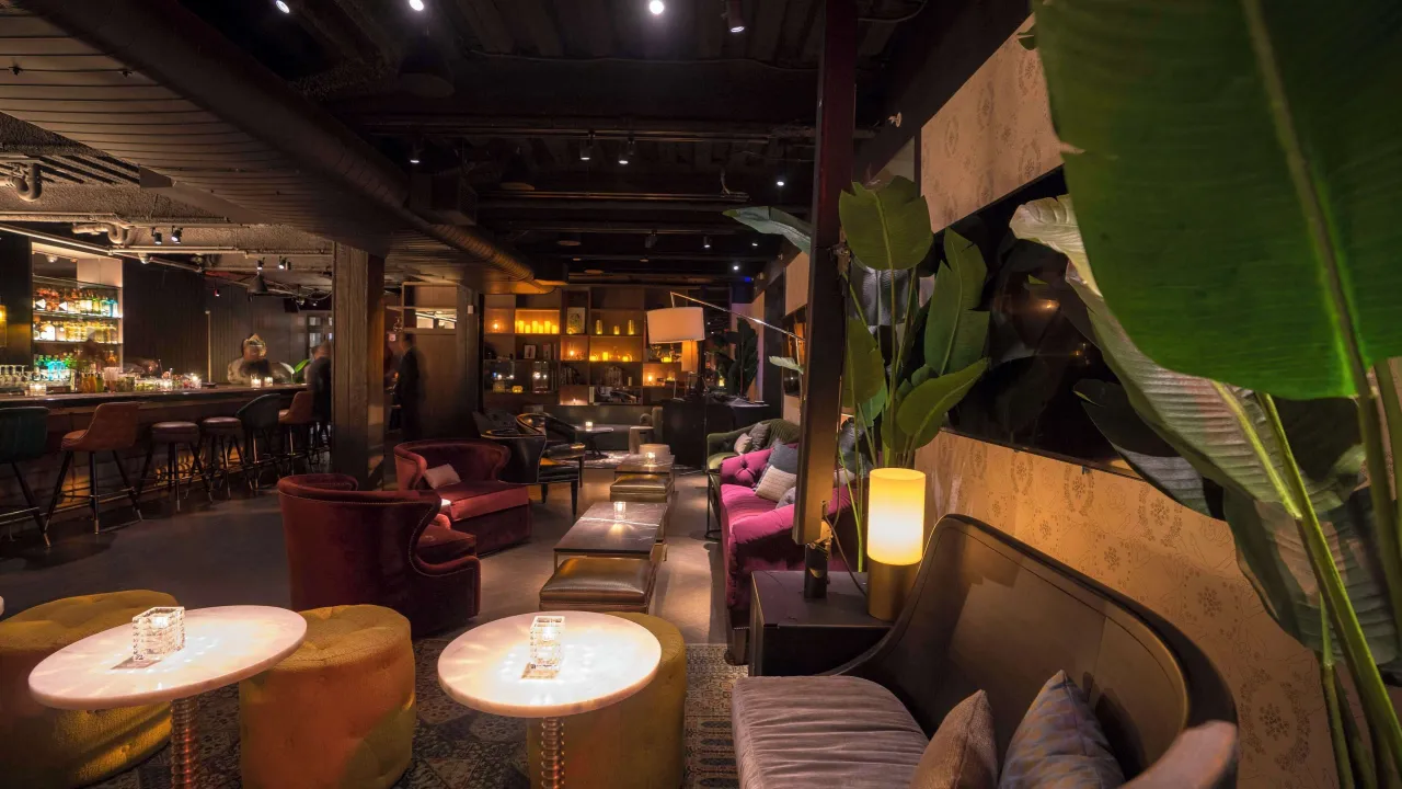 The James Chicago hotel image from Expedia