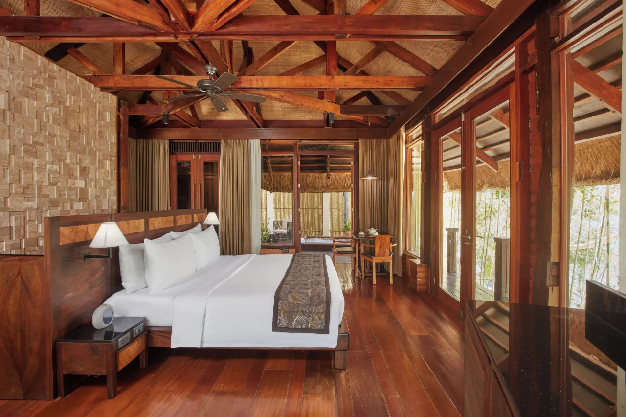 Two Seasons Resort, Coron hotel image from Expedia