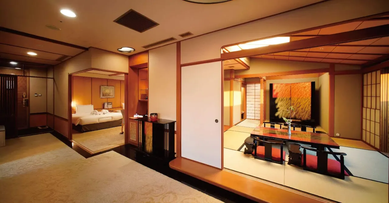 Villa 32 hotel image from Expedia