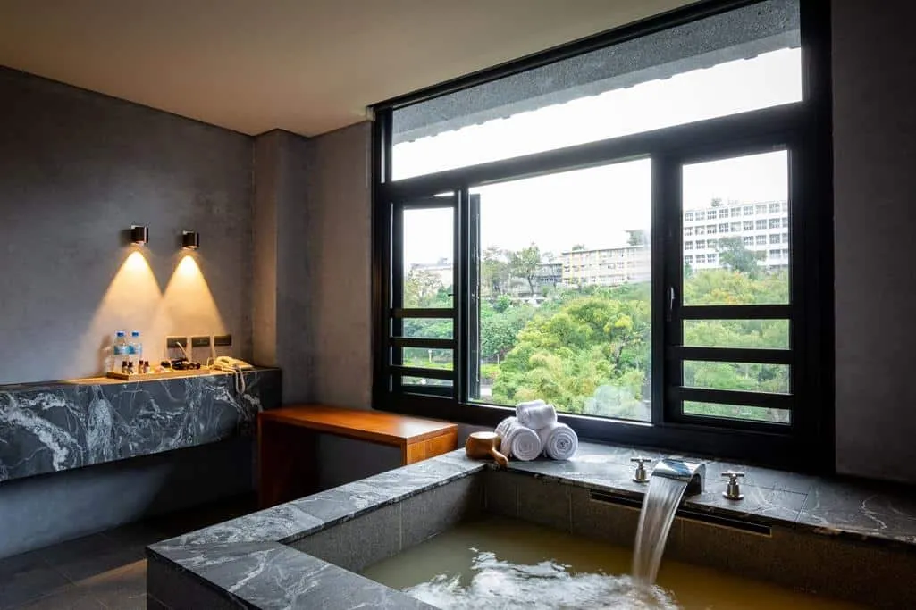 Villa 32 hotel image from Expedia