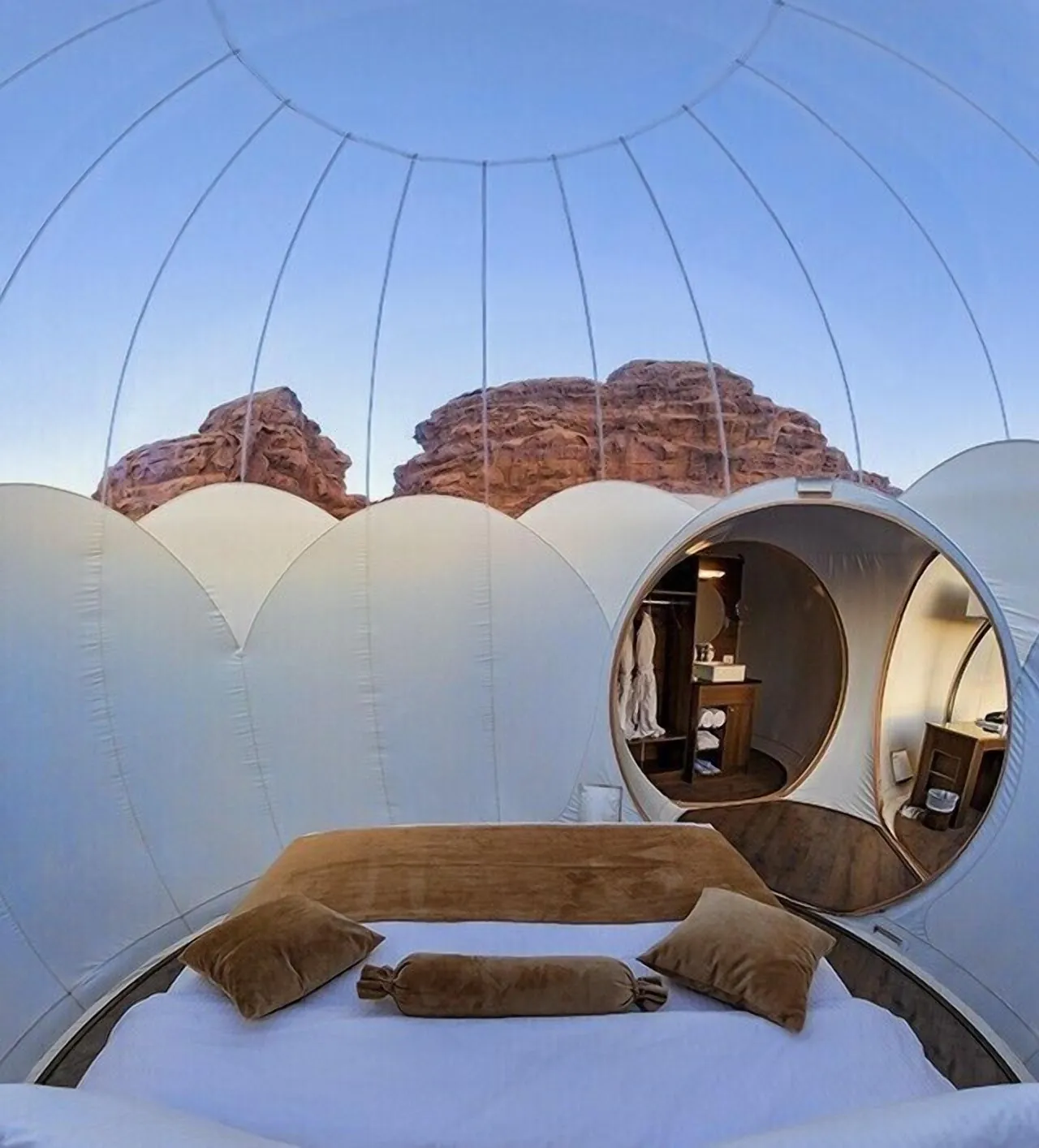 Wadi Rum, campeggio di lusso nel deserto hotel image from Expedia