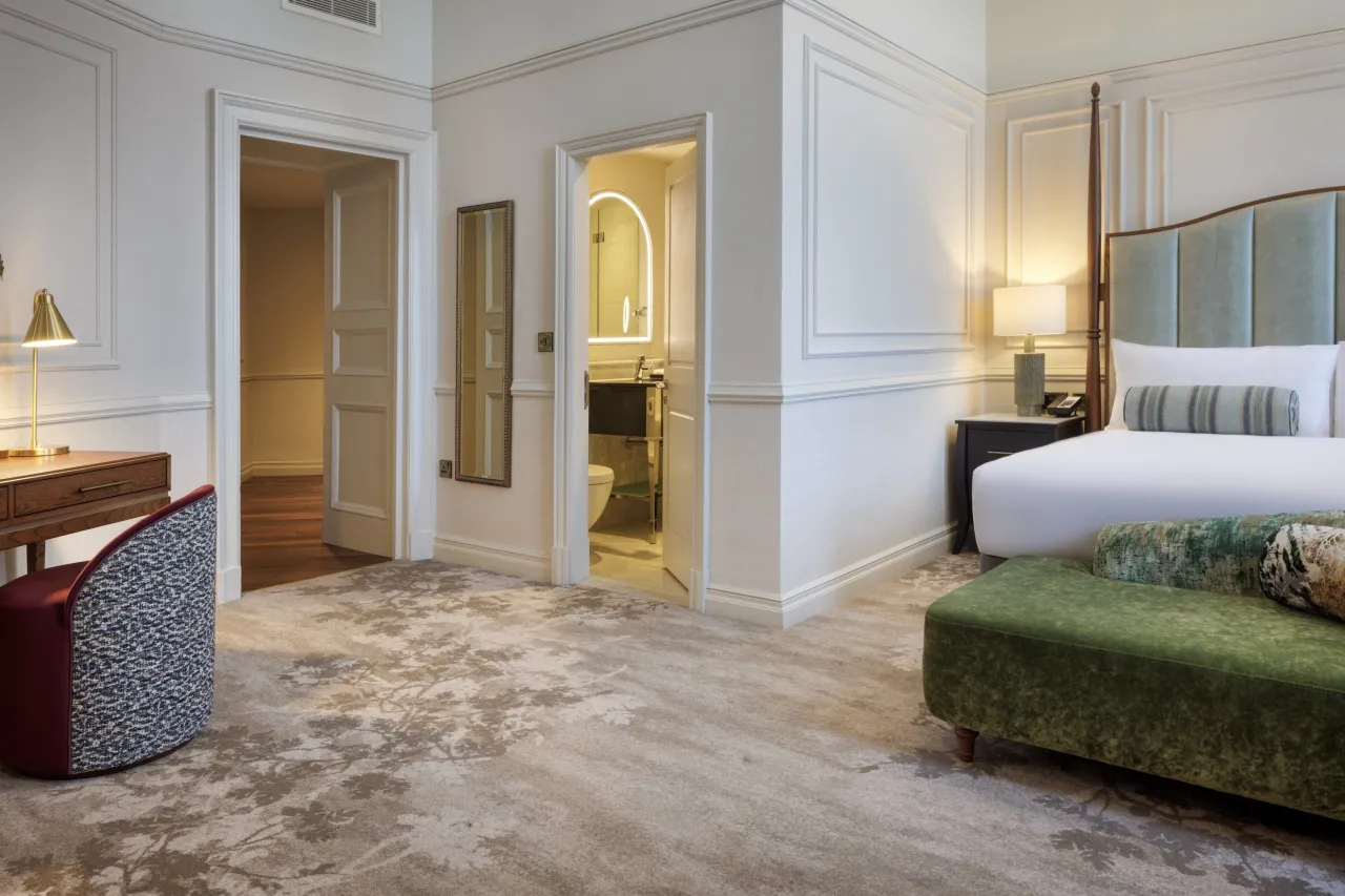 Waldorf Astoria Edinburgh – The Caledonian hotel image from Expedia