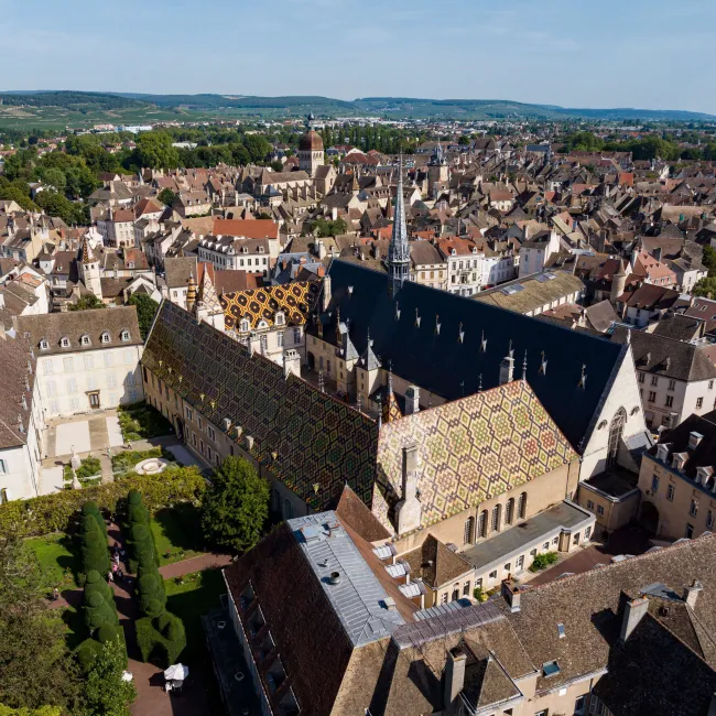 Chateau-de-la-Commaraine