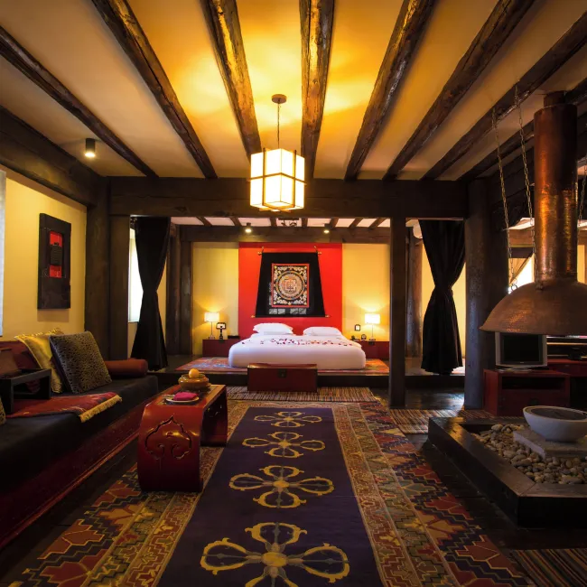 Banyan Tree Ringha, Shangri-La hotel image from Expedia