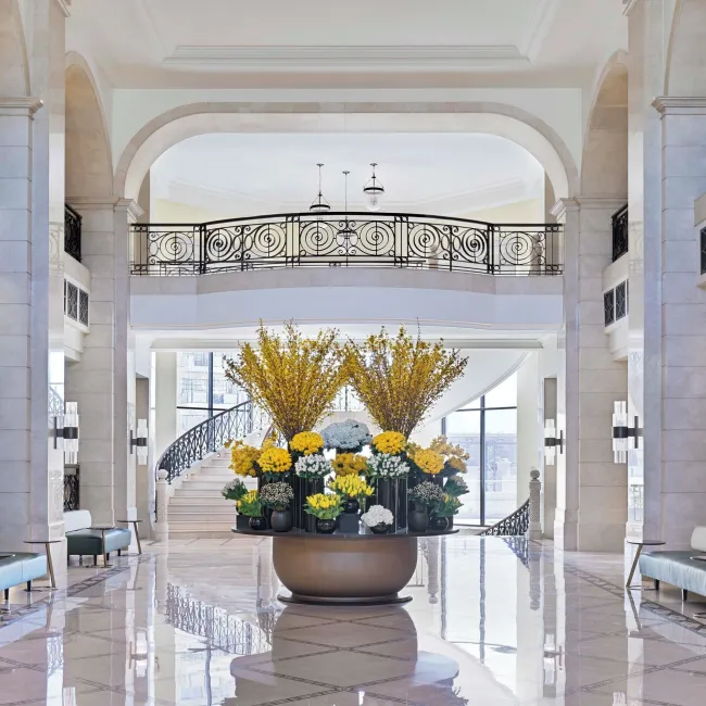 Four Seasons Amman hotel image from Expedia