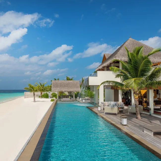 Four Seasons Landaa Giraavaru, Atollo di Baa hotel image from Expedia