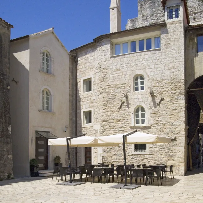 Hotel Vestibul Palace, Split hotel image from Expedia