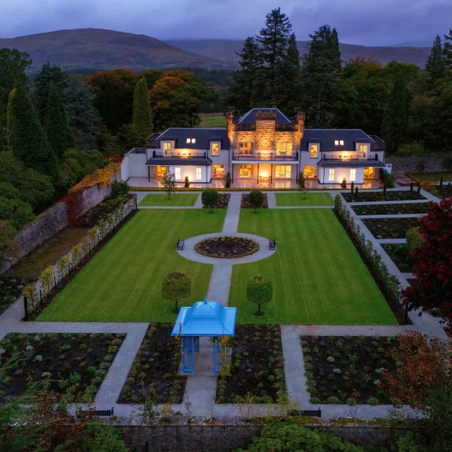 Inverlochy Castle, Le Highlands hotel image from Expedia