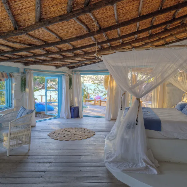 Kaya Mawa, Lake Malawi hotel image from Expedia